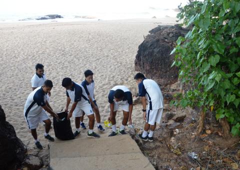 BEACH CLEAN UP DRIVE